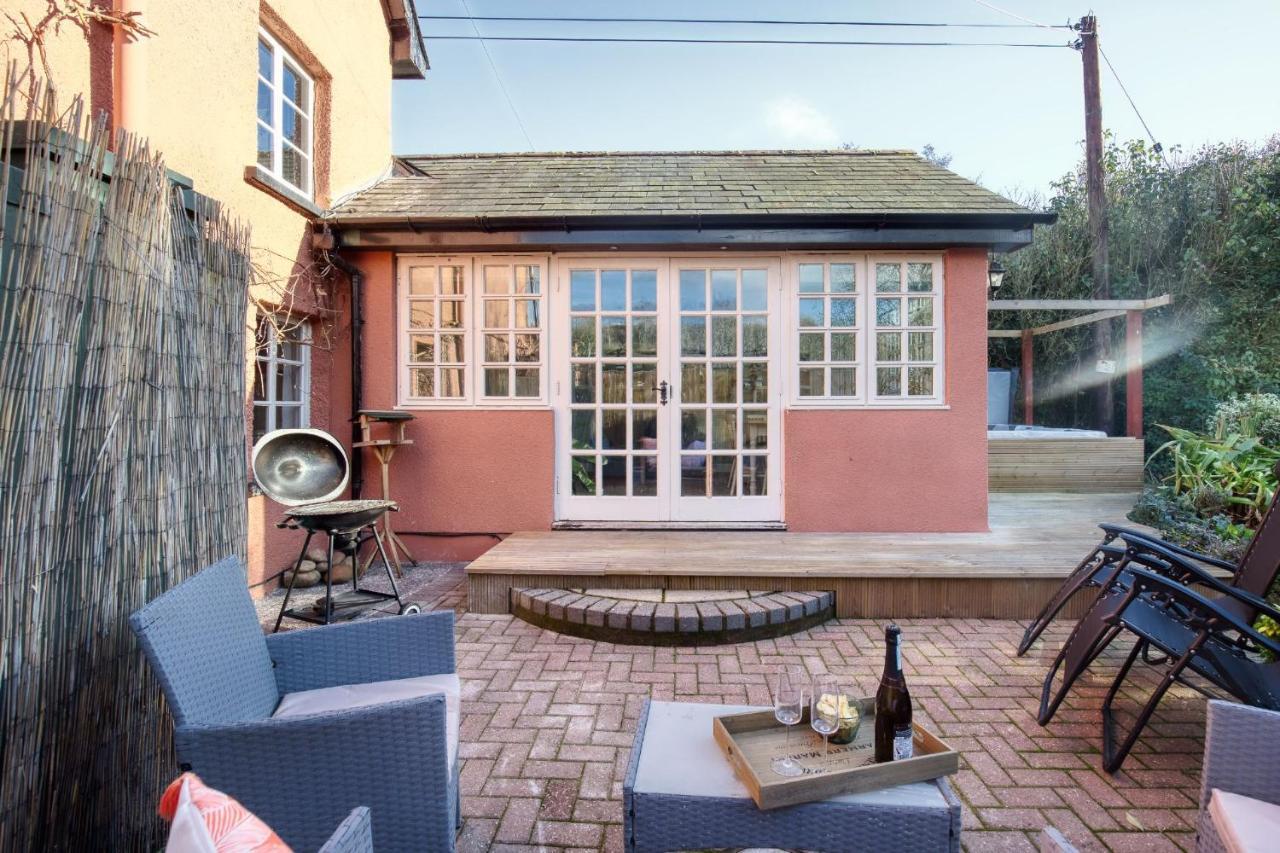 White Cross Cottage Woodbury Exterior foto